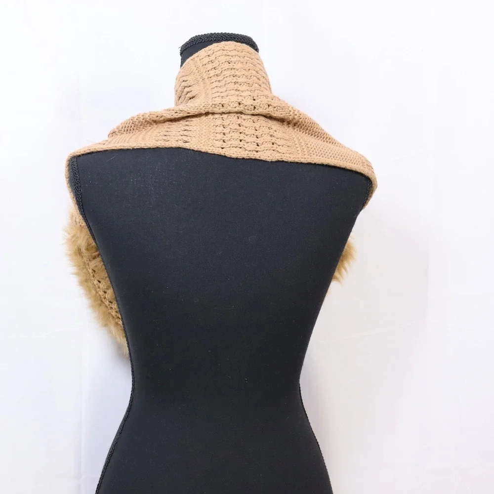 Cabi‎ Faux Fur Knit Infinity Scarf OS Tan Womens Winter Cozy Neck Warmer